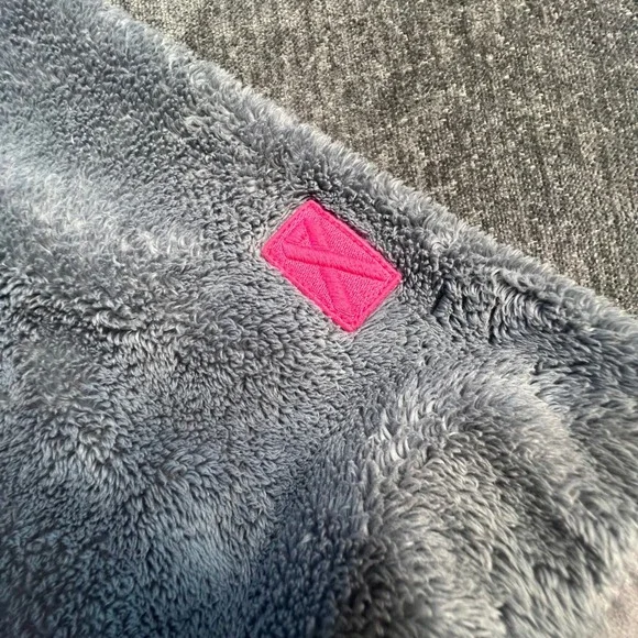 The North Face Women's Large Gray Pink Cancer Awareness Fleece Jacket Zip - Picture 10 of 11